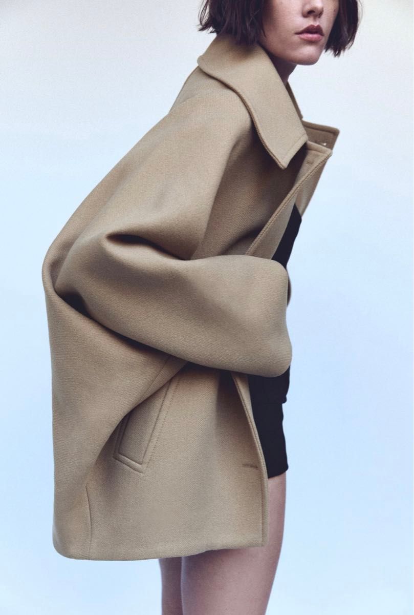ZARA オーバーサイズショートウールブレンドコート 新品未使用 ZARA オーバーサイズショートウールブレンドコート 新品未使用