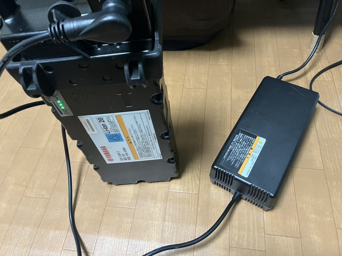 E-Vino 電動バイク　中古　イービーノ　ヤマハ　原付 電動スクーター　福岡市内　自賠責令和6年9月まで　予備バッテリー付き　ワンオーナー_画像8