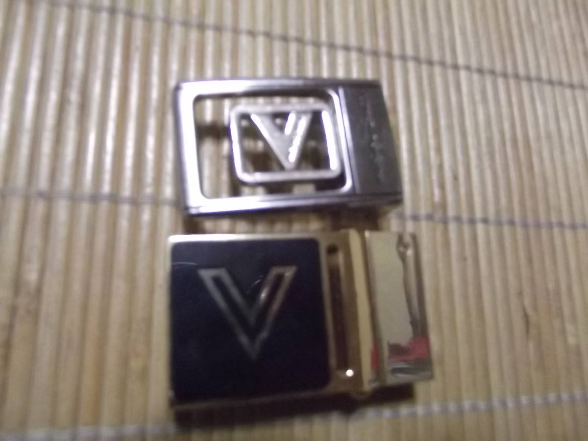 2個セット　Valentino　ヴァレンチノ製　ベルト用　バックル　金属製_画像1
