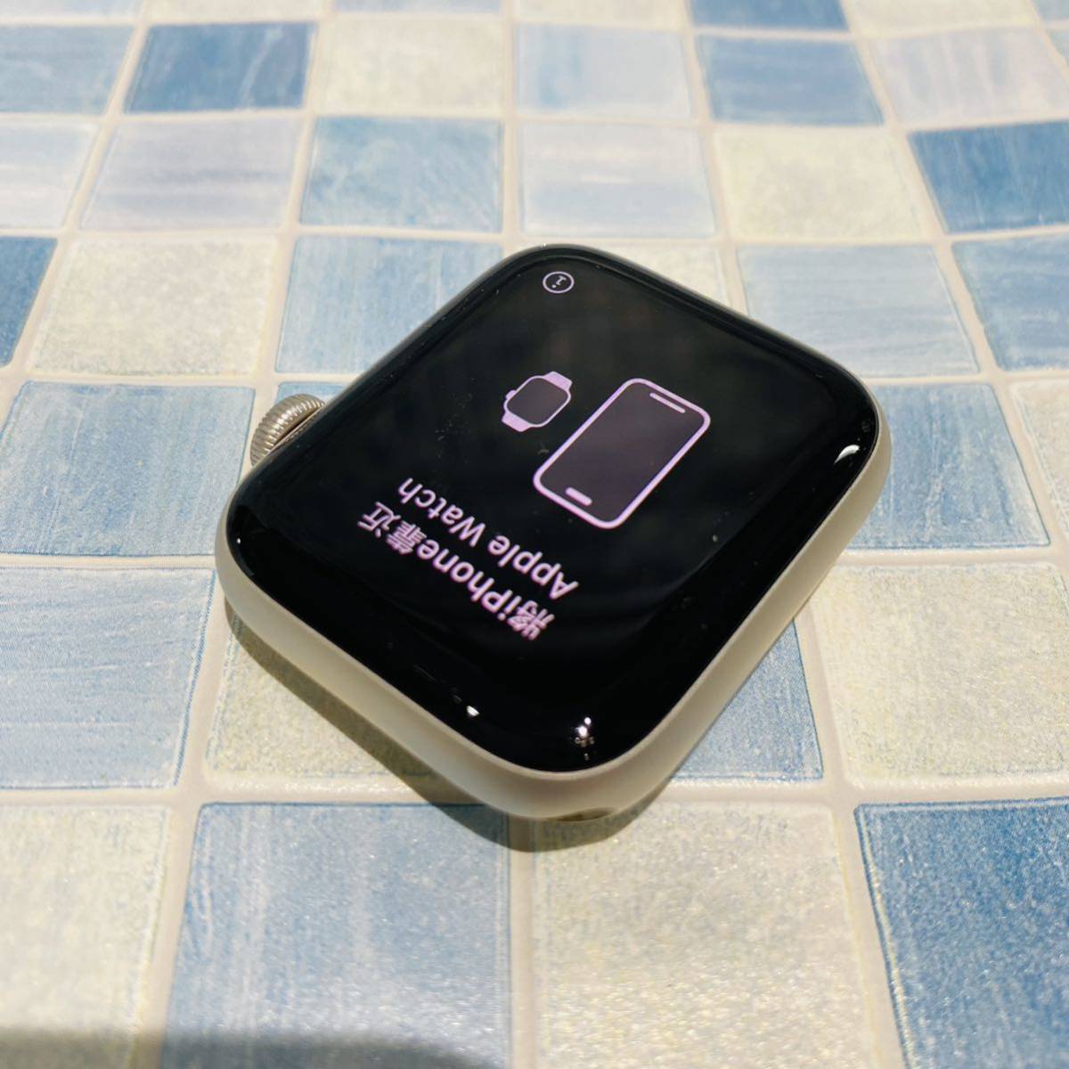 美品 Apple Watch SE2 44mm GPS 電池100% A-490 スターライト 美品 Apple Watch SE2 44mm GPS 電池100% A-490 スターライト