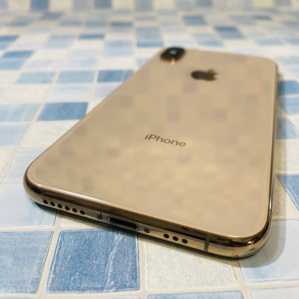 9350円 SIMフリー iPhoneXS 64GB 708 ゴールド 電池良好 - iPhone 9350円 SIMフリー iPhoneXS 64GB 708 ゴールド 電池良好 - iPhone