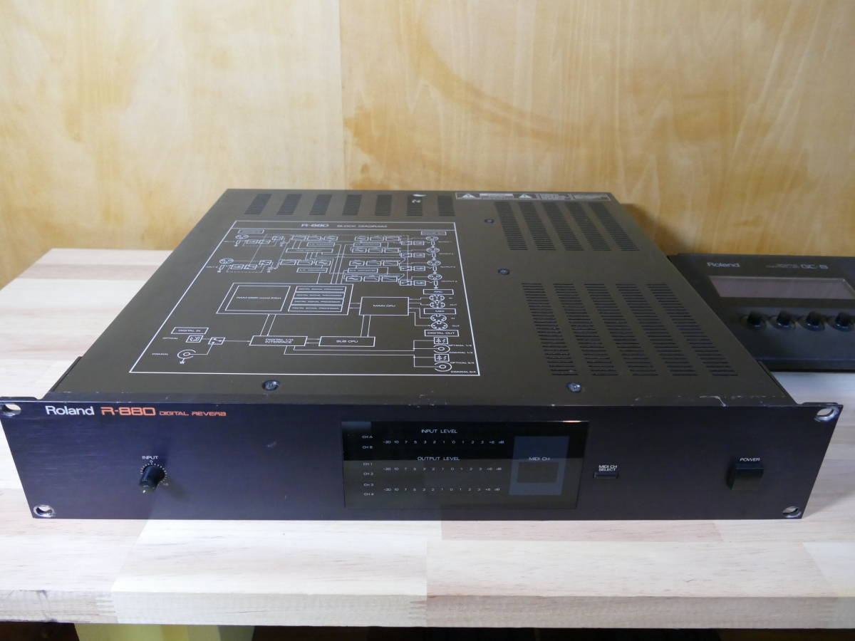 現状・ジャンク品■Roland R-880/GC-8 デジタルリバーブの画像2