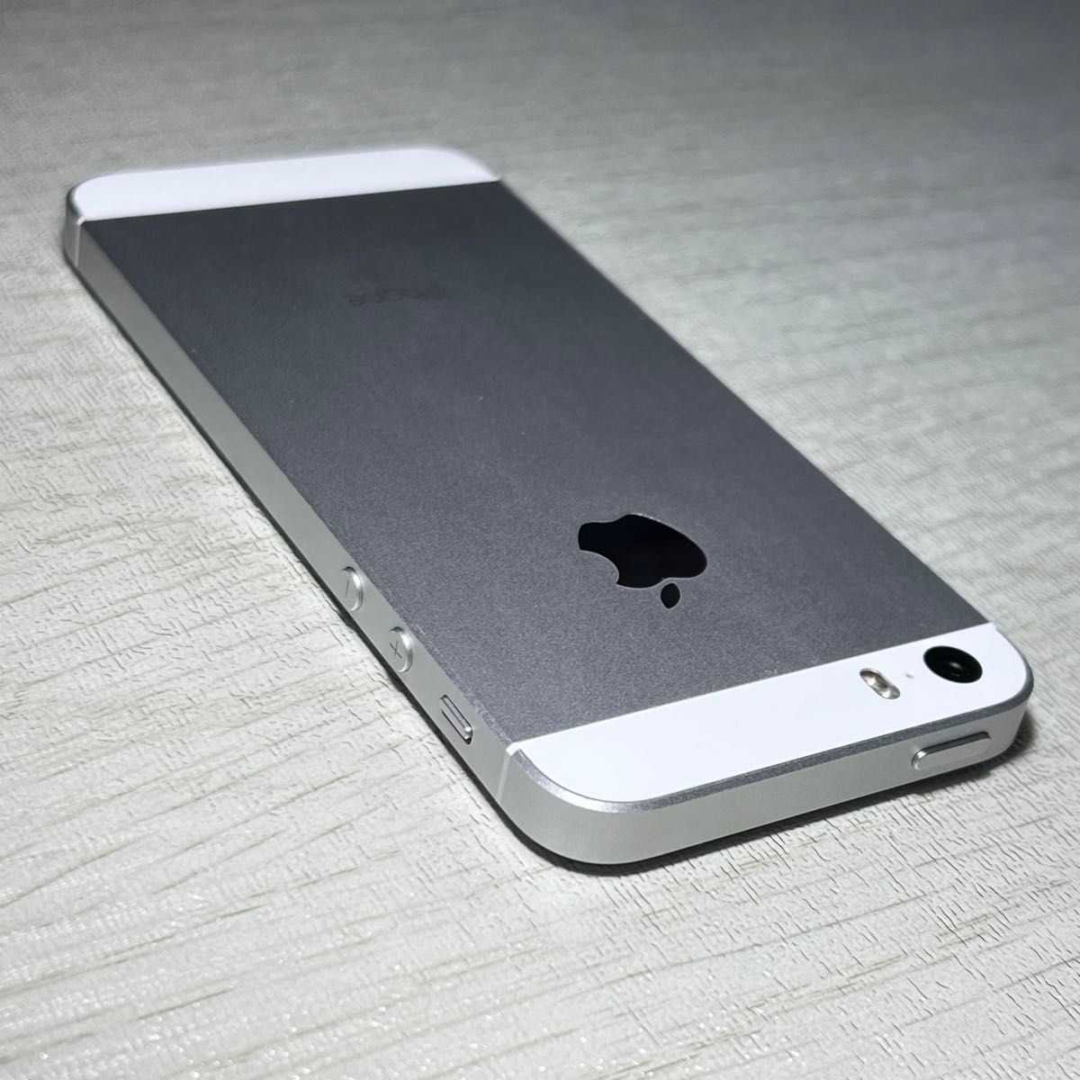 Apple iPhone SE 第1世代 32GB SIMロック解除済み SIMフリー 中古 本体