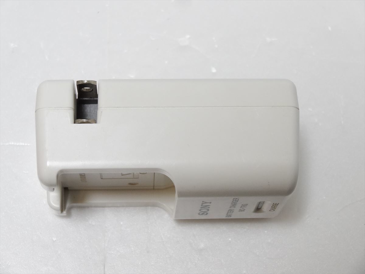 SONY BC-TRG original battery charger Sony postage 220 jpy 435