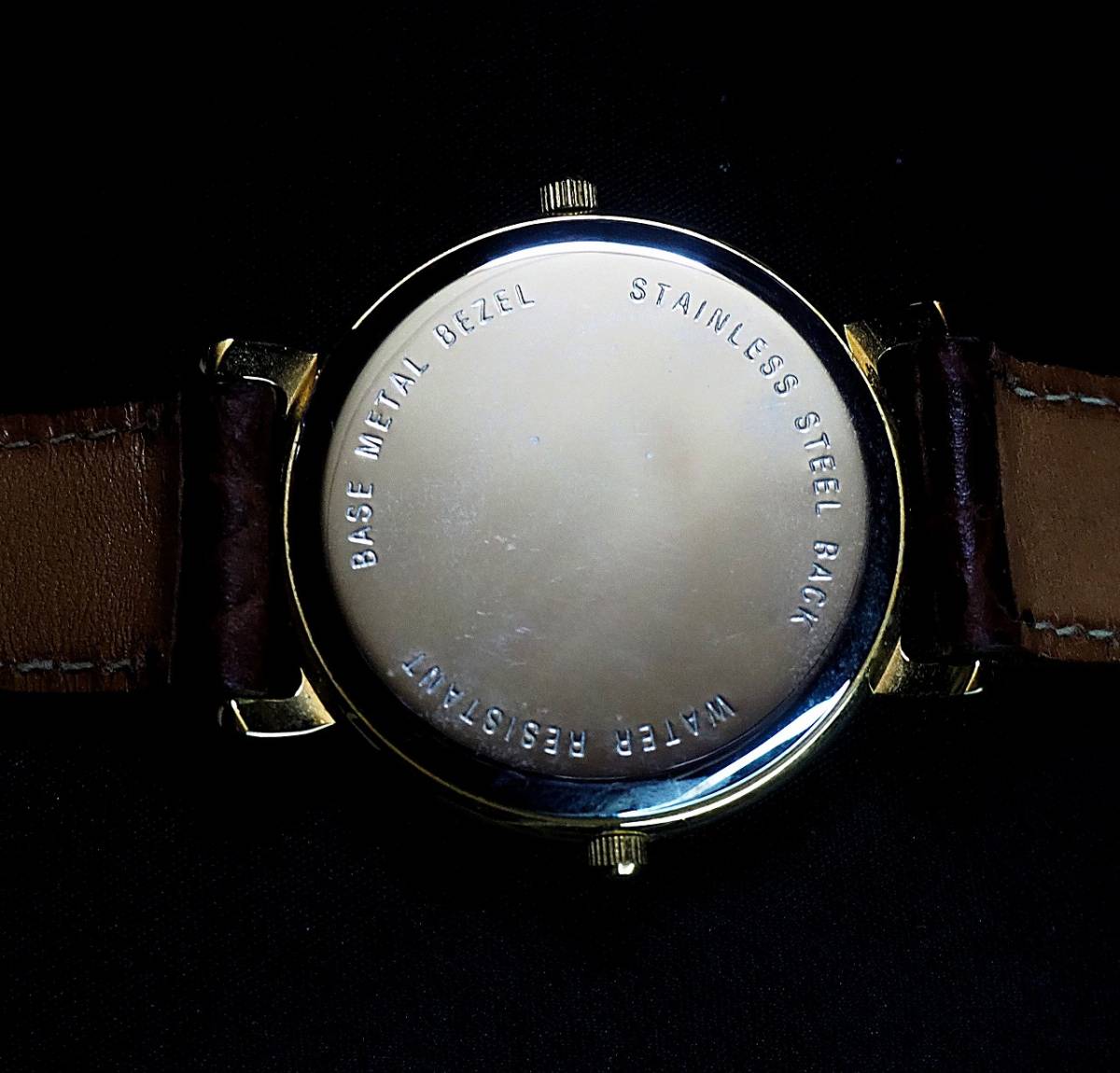 腕時計　ノースウエスト航空　クオーツ　中古美品　男女共有　デュアルタイム　二か国の時間を表示　電池新品交換　_画像10