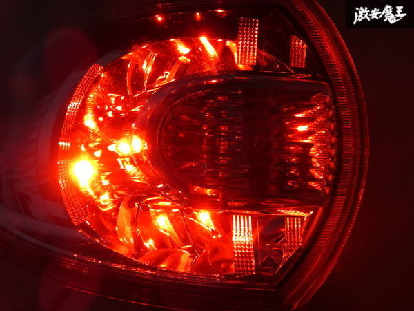 【LED点灯OK】マツダ 純正 CCEFW ビアンテ LED テールライト テールランプ 外側 クリア 左 左側 助手席側 STANLEY P7621 即納 棚12-4_画像9