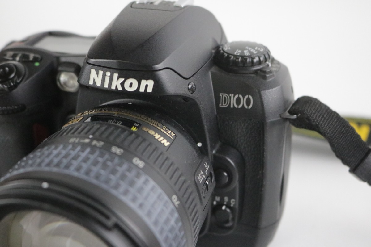 中古 ニコン Nikon D100 デジタル一眼レフカメラ AF-S Nikkor DX 18-70mm F3.5-4.5G ED ボディ レンズセット 充電器付 現状品 デジカメ_画像3