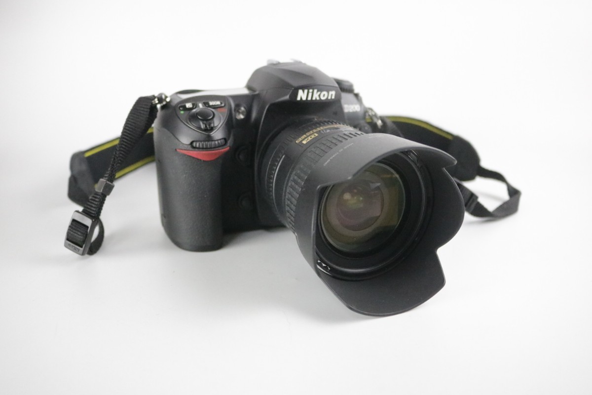 中古 ニコン Nikon D200 デジタル一眼レフカメラAF-S Nikkor 16-85mm F3.5-5.6G ED ボディ レンズセットHB-32 デジカメ 現状品_画像1