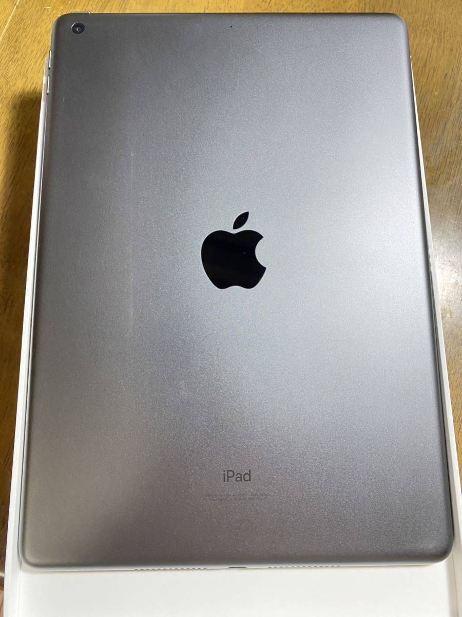 送料無料 Apple iPad 第9世代 64GB 美品 グレイ 中古 本体 WIFIモデル _画像3