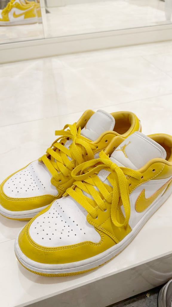 NIKE◆AIR JORDAN 1 LOW_エアジョーダン 1 ロー/27cm/イエロー/レザー_画像1