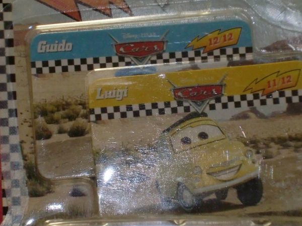 ☆DisneyStore Collector's Cars Luigi & Guido_画像3