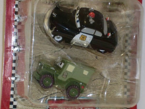 ☆DisneyStore Collector's Cars Sheriff & Sarge_画像2