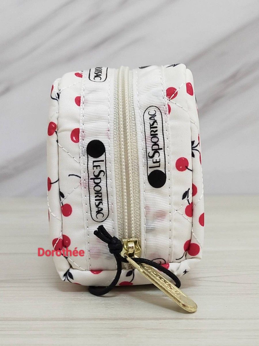 感謝セール 完売品【新品】レスポートサック神崎恵チェリー 感謝セール 完売品【新品】レスポートサック神崎恵チェリー