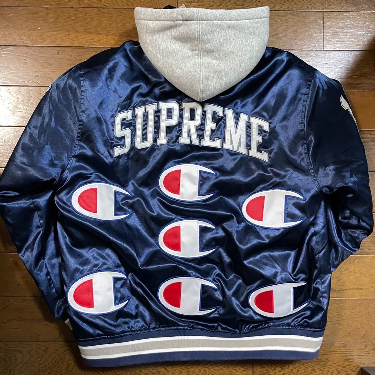 美中古 supreme champion HOODED SATIN VARSITY ジャケット M 18 AW 23 チャンピオン NIKE DUNK SB JORDAN 1 true religion stussy COOGI_画像2