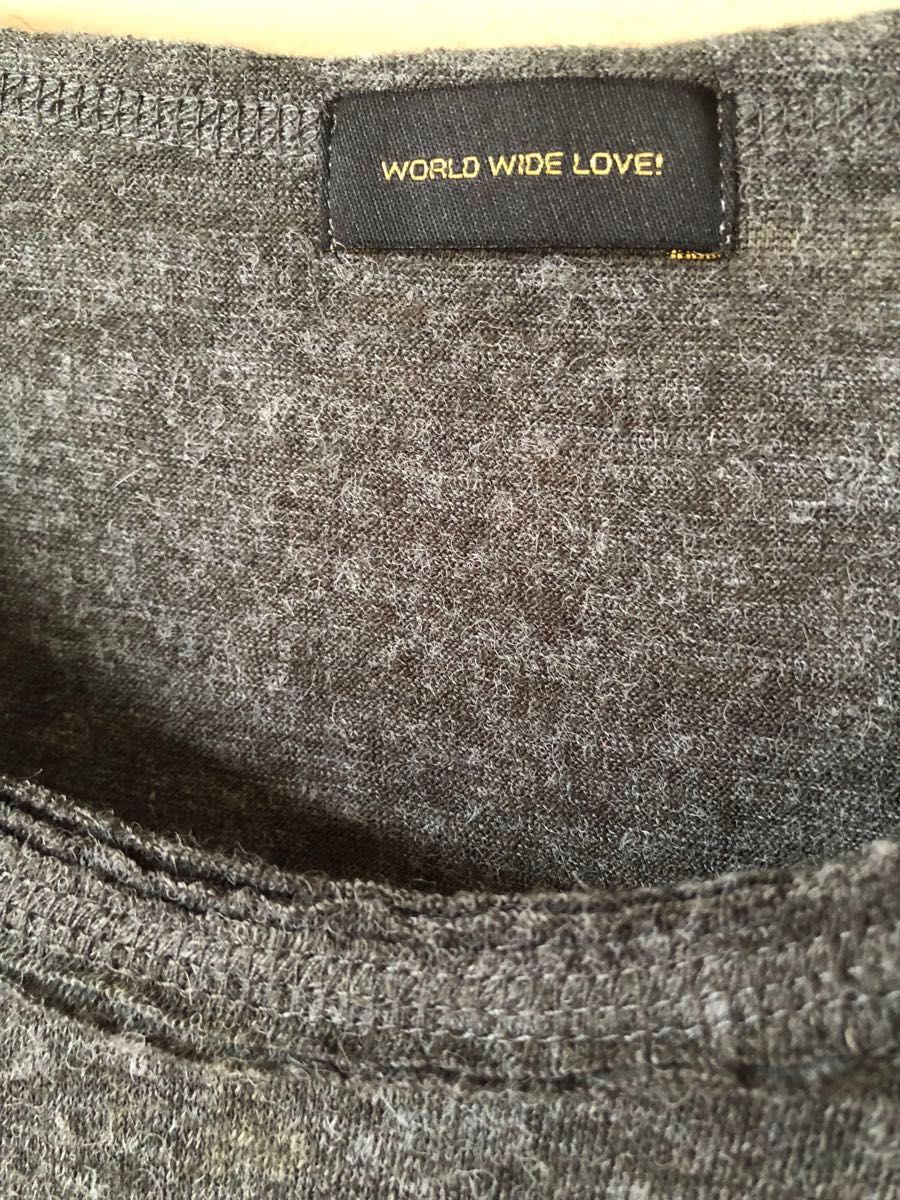 ワールドワイドラブ　WORLD WIDE LOVE !ニット　