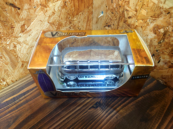  ограниченный товар * металлизированный 1962 wagen bus *V-DUB$ модель 2 JadaTOYS VW BUS 1/64jada игрушки миникар распроданный 91237
