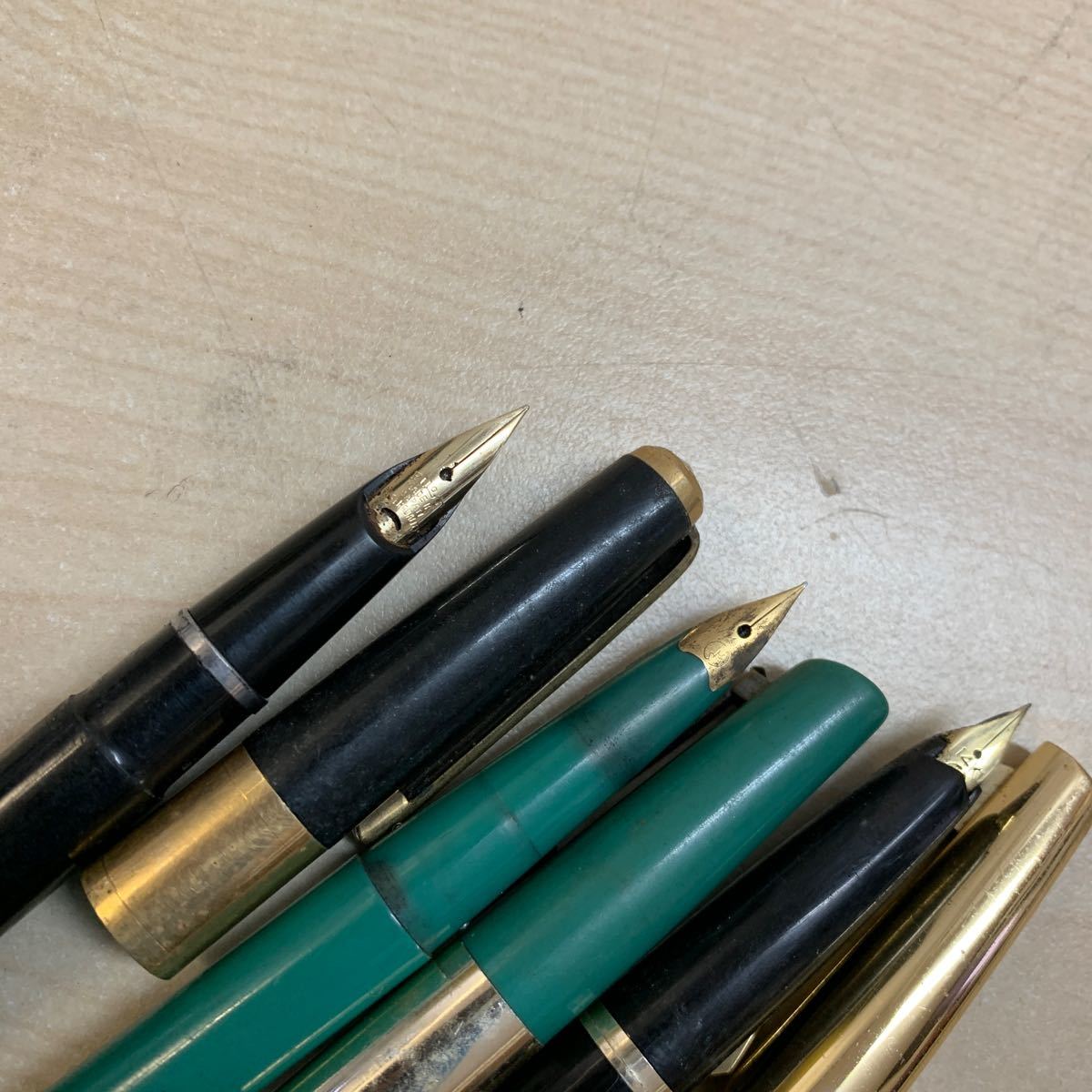 【中古品】万年筆 3本セット PILOT SAILOR MORISON ペン先 14K 2本 14金 パイロット セーラー モリソン レトロ万年筆 ビンテージ_画像3