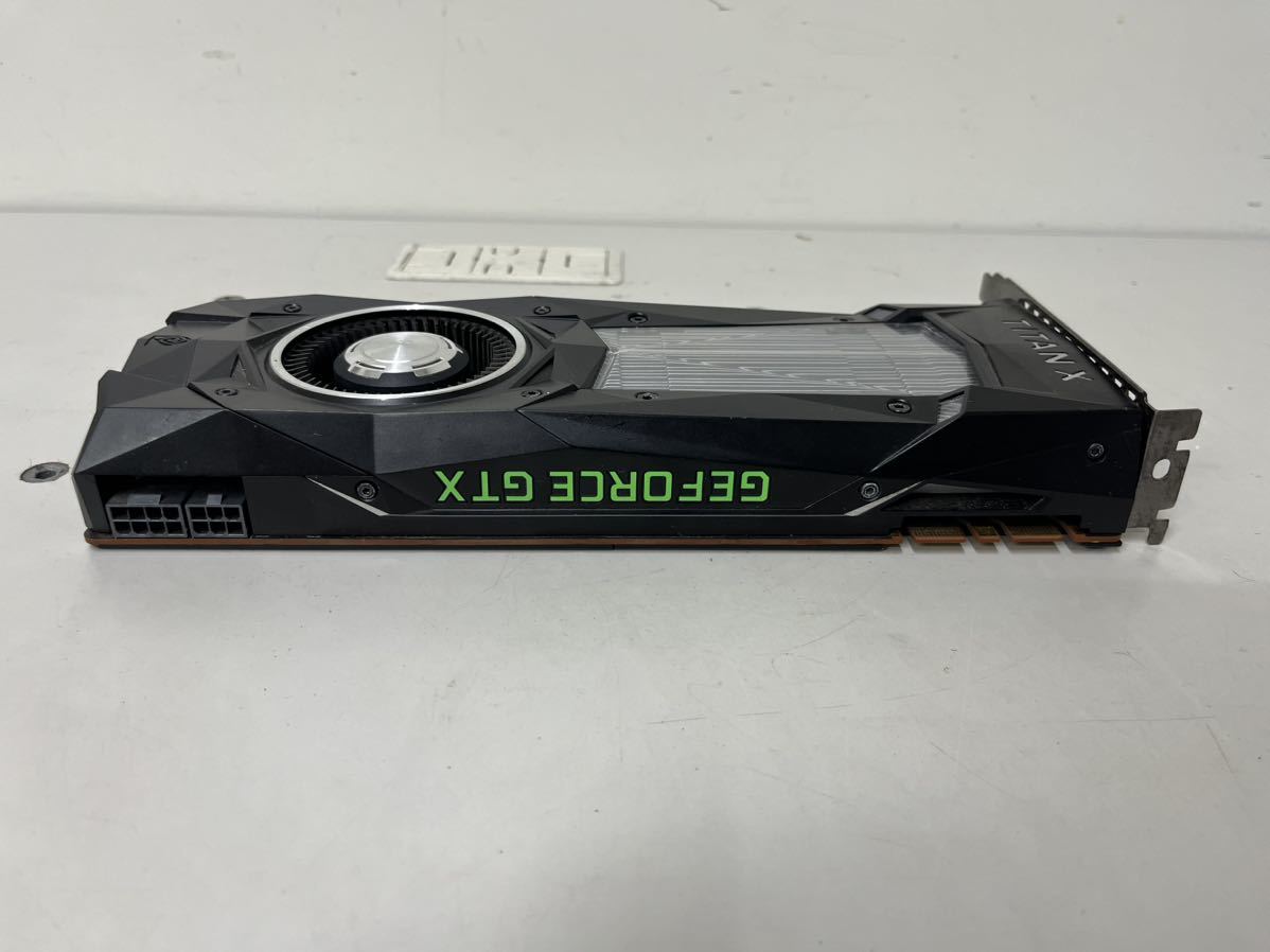 F383 NVIDIA GeForce GTX Titan Xp 900-1G611-2530-000 MODEL:PG611 グラフィックカード PCIExpress _画像4