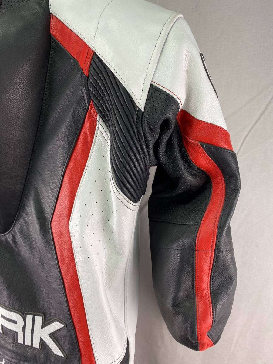 BERIK ベリック レーシングスーツ BLACK/WHITE/RED サイズ不明（52or54？)　新品未使用 バイク サーキット 革ツナギ レザースーツ_画像10