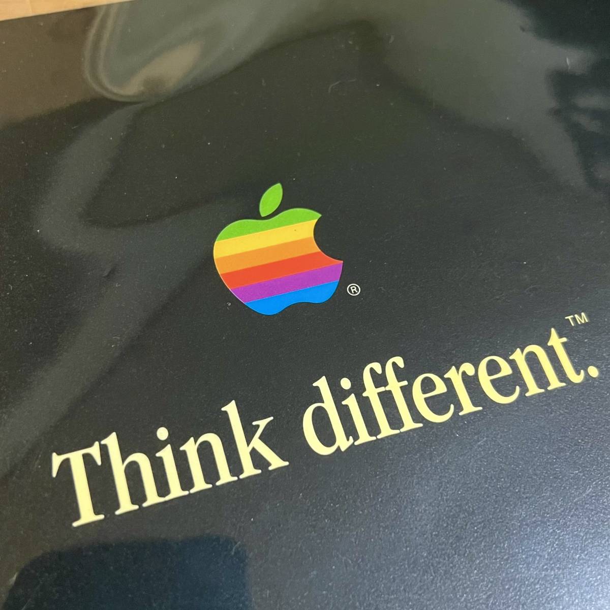  レア Think Different Apple Computer マウスパッド アップル コンピューター レインボー ロゴ 非売品 ノベルティー 販促_画像2