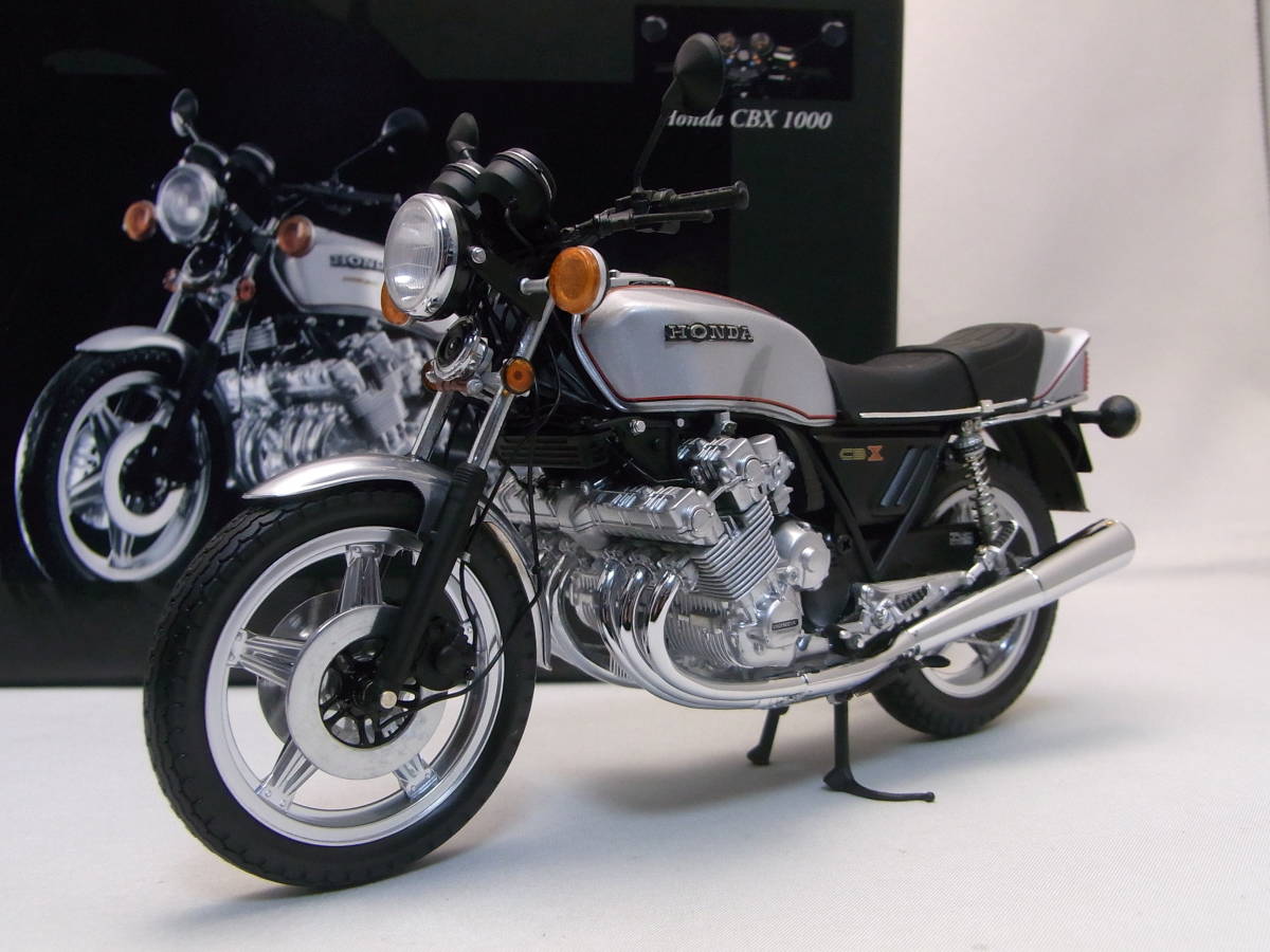 ★貴重!★Honda CBX1000 1978 Silver 1/43【CB1型 CBX-Z】★空冷6気筒エンジン搭載!★PMA Classic Bike Series No.37 122 161500