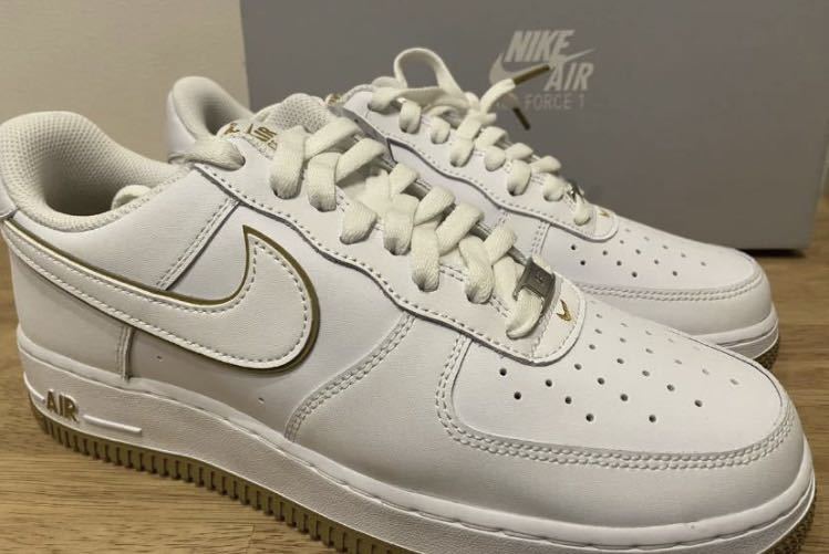 即決28.5cm NIKE AIR FORCE1 '07 White/Blondineナイキ エアフォース1 '07 ホワイト/ブロンジーンUS10.5 新品正規　DV0788-104_画像1