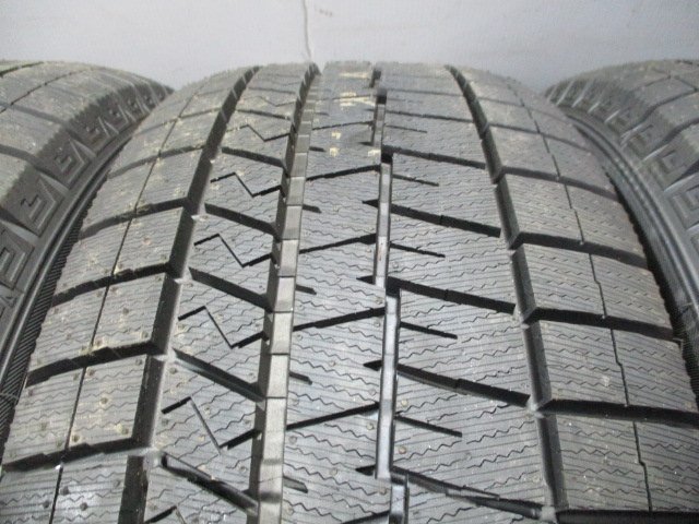 BN542☆在庫有り　新品タイヤ スタッドレス　235/55R18 冬4本価格！DUNLOP WM03 法人宛/営業所止め送料無料_画像3