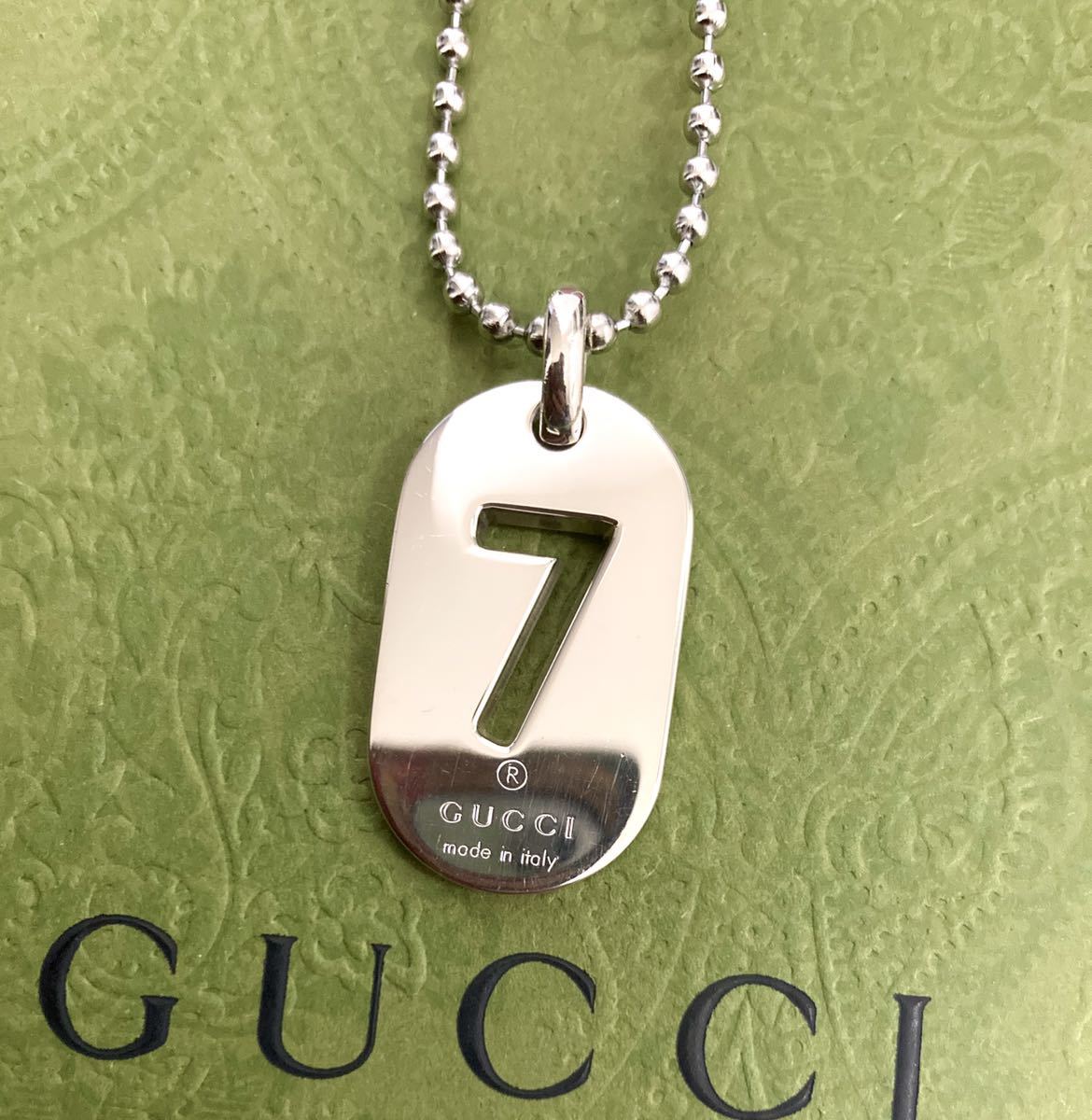 GUCCI/グッチ NO 7/ナンバープレート7 ネックレス/ペンダント GUCCI/グッチ NO 7/ナンバープレート7 ネックレス/ペンダント