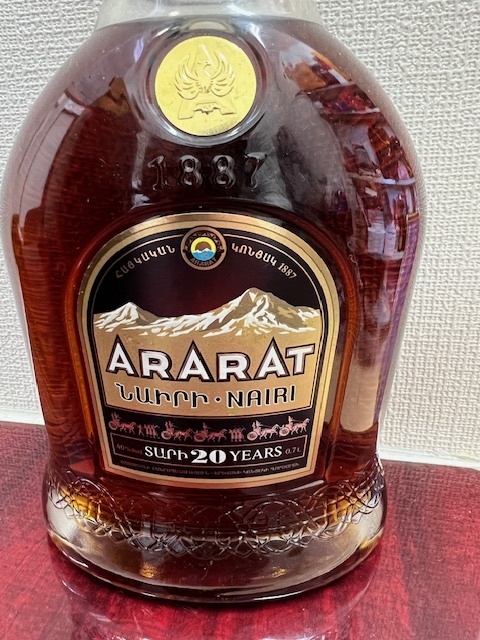 古酒　ARARAT　NAIRI　20年　0.7L　40％　アララット　ナイリ　ブランデー_画像2