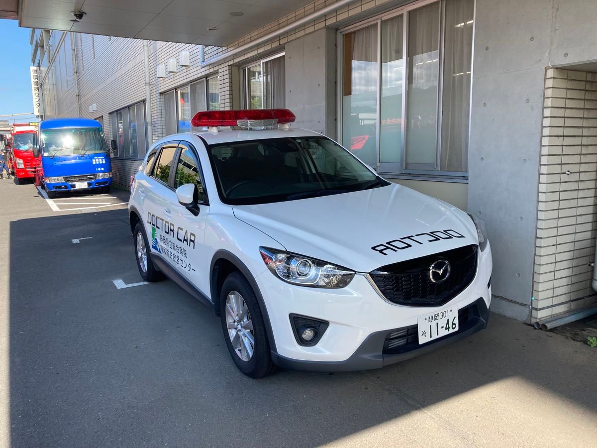 即発送！ 未使用 トミカ ①CX-5ドクターカー ②NV400救急車 静岡県立総合病院 2台セット