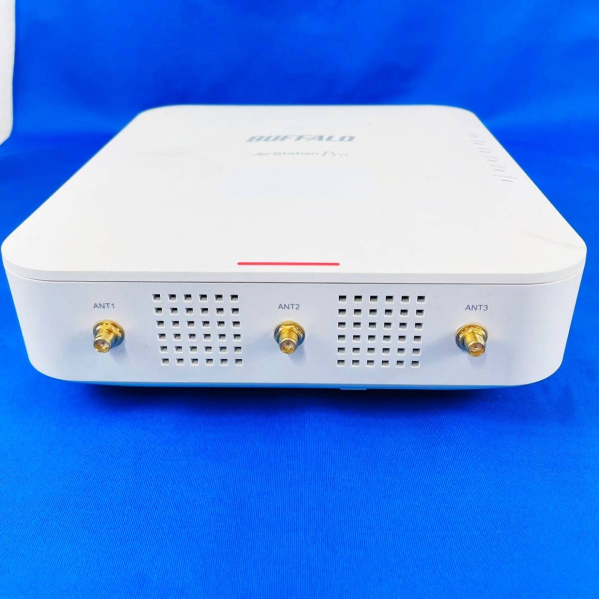 815【通電OK／3台セット】 BUFFALO WAPM-1750D AirStation Pro ホワイト 白 無線LAN アクセスポイント AP 管理機能 バッファロー 通信機器_画像4