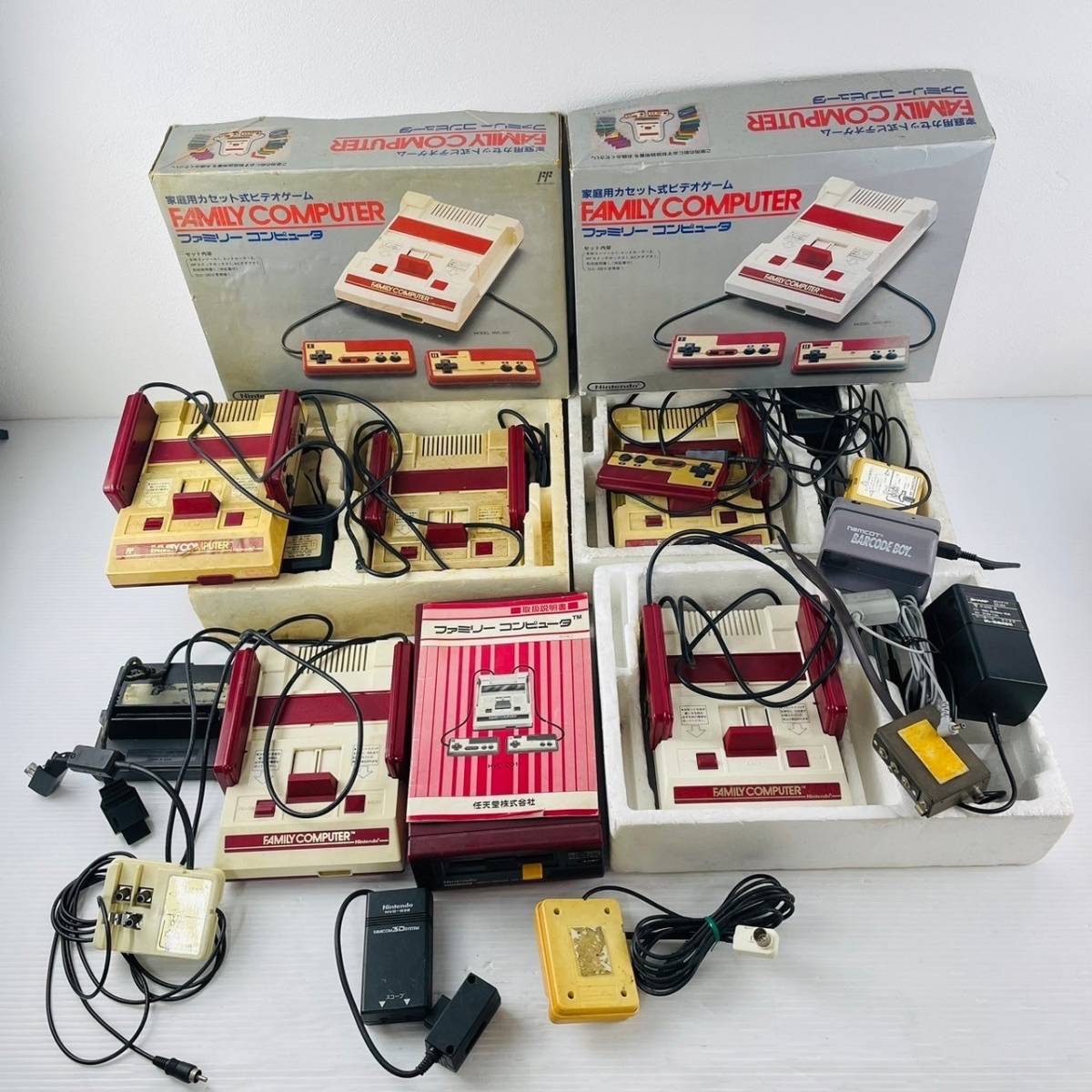 ★71 【ジャンク品】ファミリーコンピューター FC ディスクシステム バーコードボーイ 本体まとめ FAMILY COMPUTER　_画像1