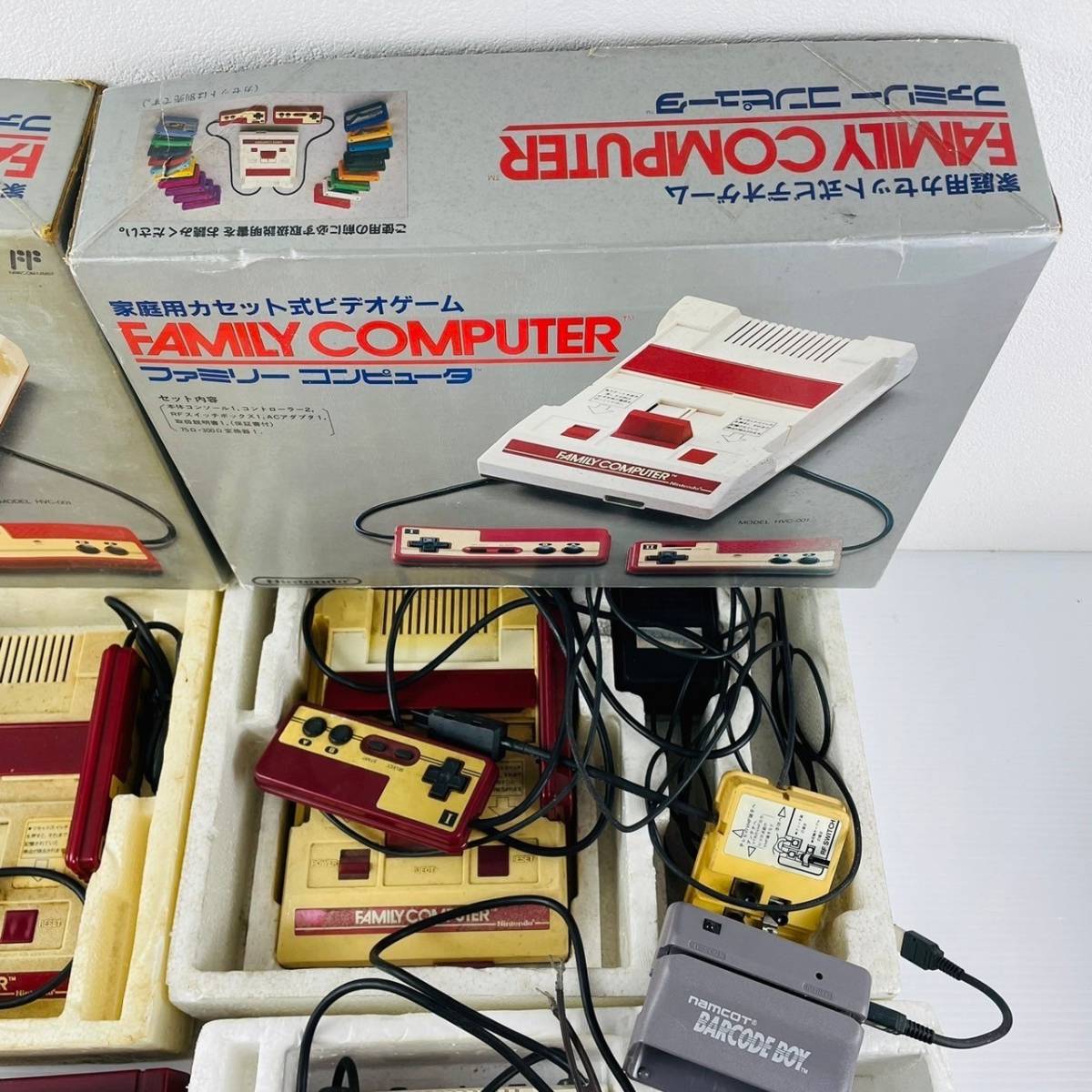 ★71 【ジャンク品】ファミリーコンピューター FC ディスクシステム バーコードボーイ 本体まとめ FAMILY COMPUTER　_画像2