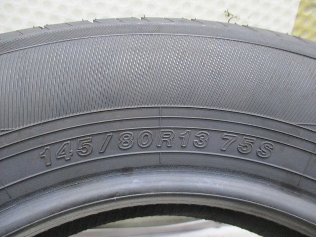 145-80R13 9-9.5分山 ヨコハマ ブルーアースES32 2023/2022年製 中古タイヤ【4本】送料無料(M13-5926）_画像5