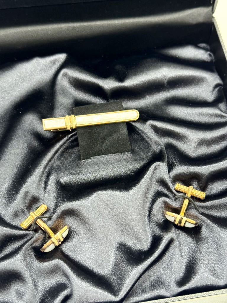 未使用品 モンブラン ネクタイピン カフス 75周年 未使用品 モンブラン ネクタイピン カフス 75周年