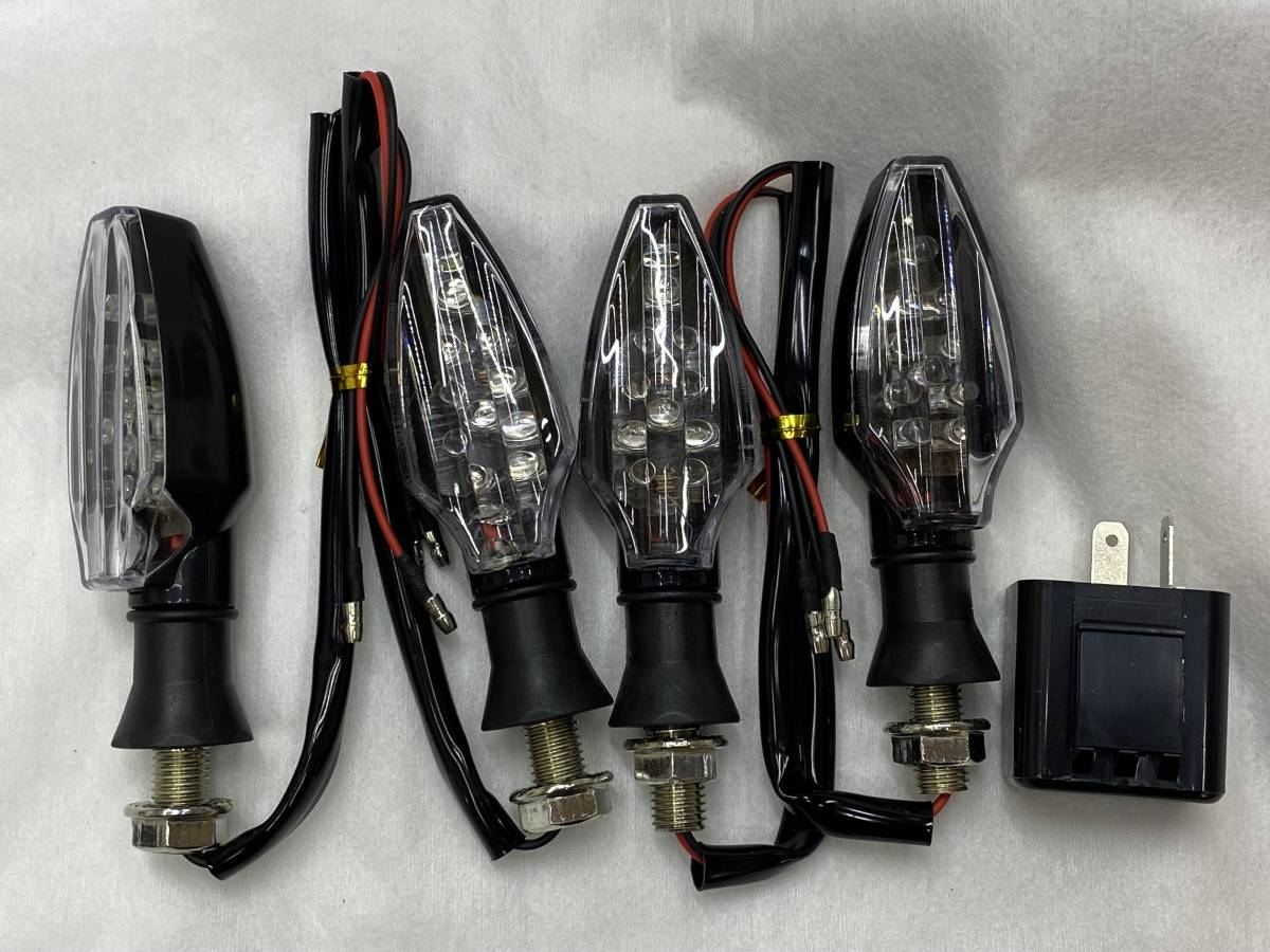 39/20c 送料込み LEDウインカー4個+12V 2端子 角型ウインカーリレー　セット　LED ウインカー _画像1