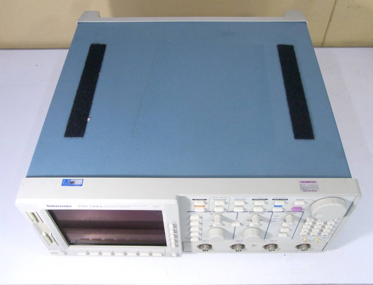 Tektronix TDS744A デジタルオシロスコープ 管理番号：RH-907_画像4