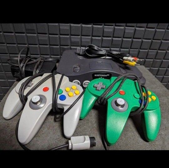 Nintendo 64　本体　カセットおまけ程度