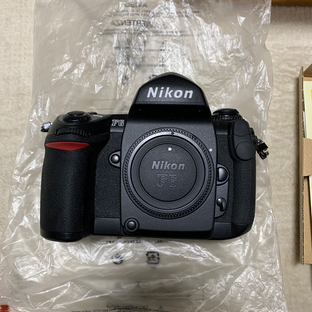Nikon ニコン F6 ボディ 一眼レフ フィルムカメラ 新品同様美品 0026401