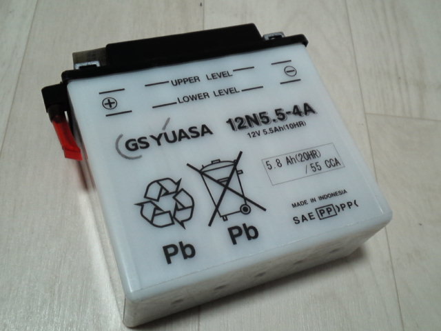 GSYUASA　ユアサ　12N5.5-4A　バッテリー　未使用品_画像3