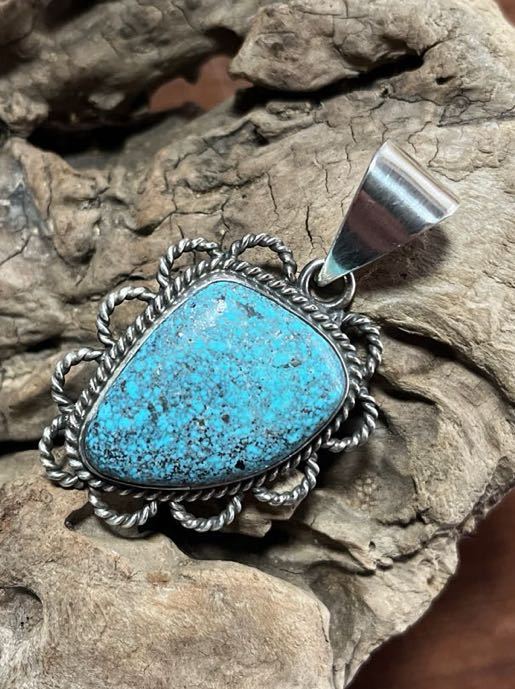  Navajo turquoise pendant top Indian jewelry navajo King man turquoise Hamann Smith 