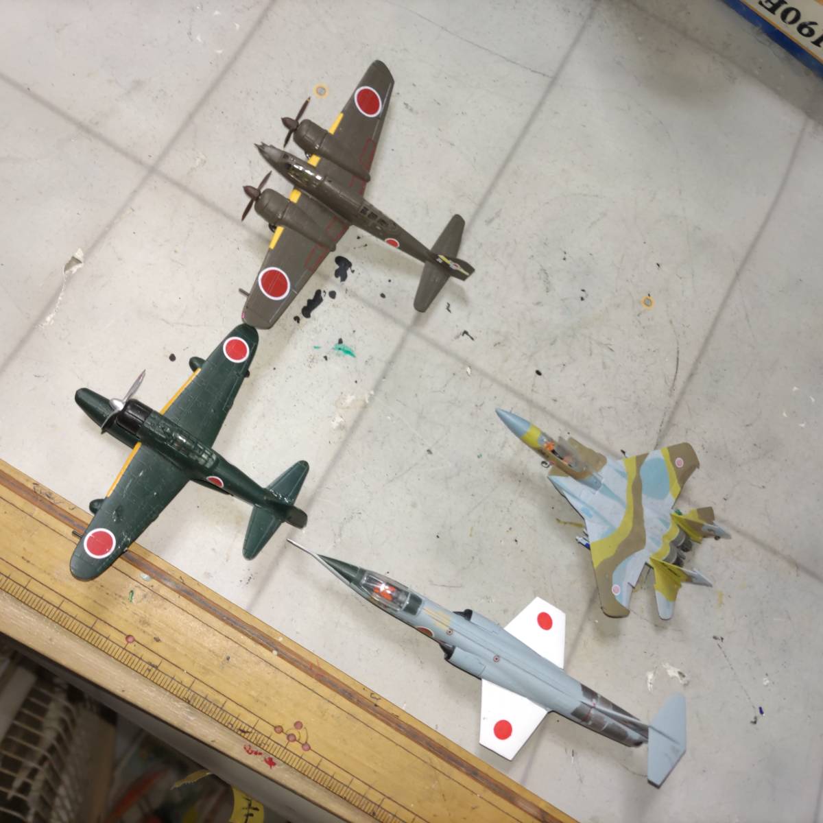 1/144　航空自衛隊F15他日本機セット完成品_画像1