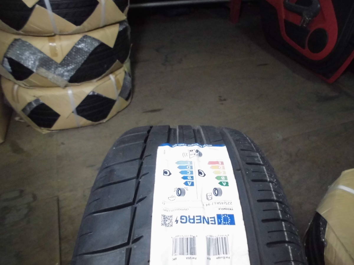 EMN GERMANY メルセデスベンツ用 A.B.Cクラス等 未使用 ブラックポリッシュ 17インチ 225/45R17 4本セット 769 EMN GERMANY メルセデスベンツ用 A.B.Cクラス等 未使用 ブラックポリッシュ 17インチ 225/45R17 4本セット 769