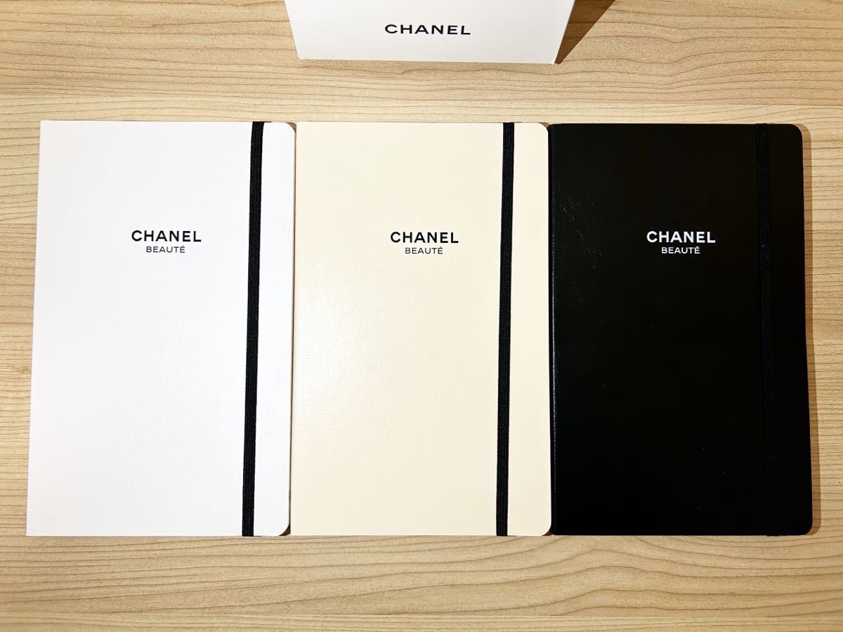 ★新品 未使用★ 非売品 CHANEL シャネル ノート ダイアリー LA COLLECTION BEAUTE ロゴ お仕事 ノベルティ レア 限定 3冊セット _画像2