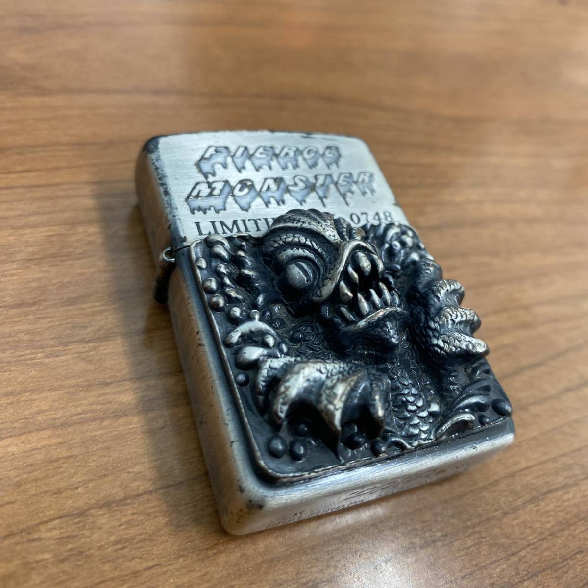 #12267A　Zippo　ジッポ　FIERCE MONSTER　フィースモンスター　半魚人　 オイルライター シルバー 特別限定品　No,0748　火花確認○_画像3