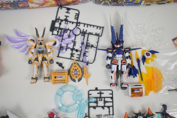 大量 バンダイ ダンボール戦機 まとめ 8体 LBX ルシファー LBX イフリート セット 完成品 プラモデル フィギュア 模型 元箱 BANDAI Hb-118Z_画像3