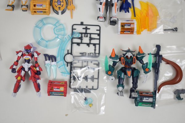 大量 バンダイ ダンボール戦機 まとめ 8体 LBX ルシファー LBX イフリート セット 完成品 プラモデル フィギュア 模型 元箱 BANDAI Hb-118Z_画像5