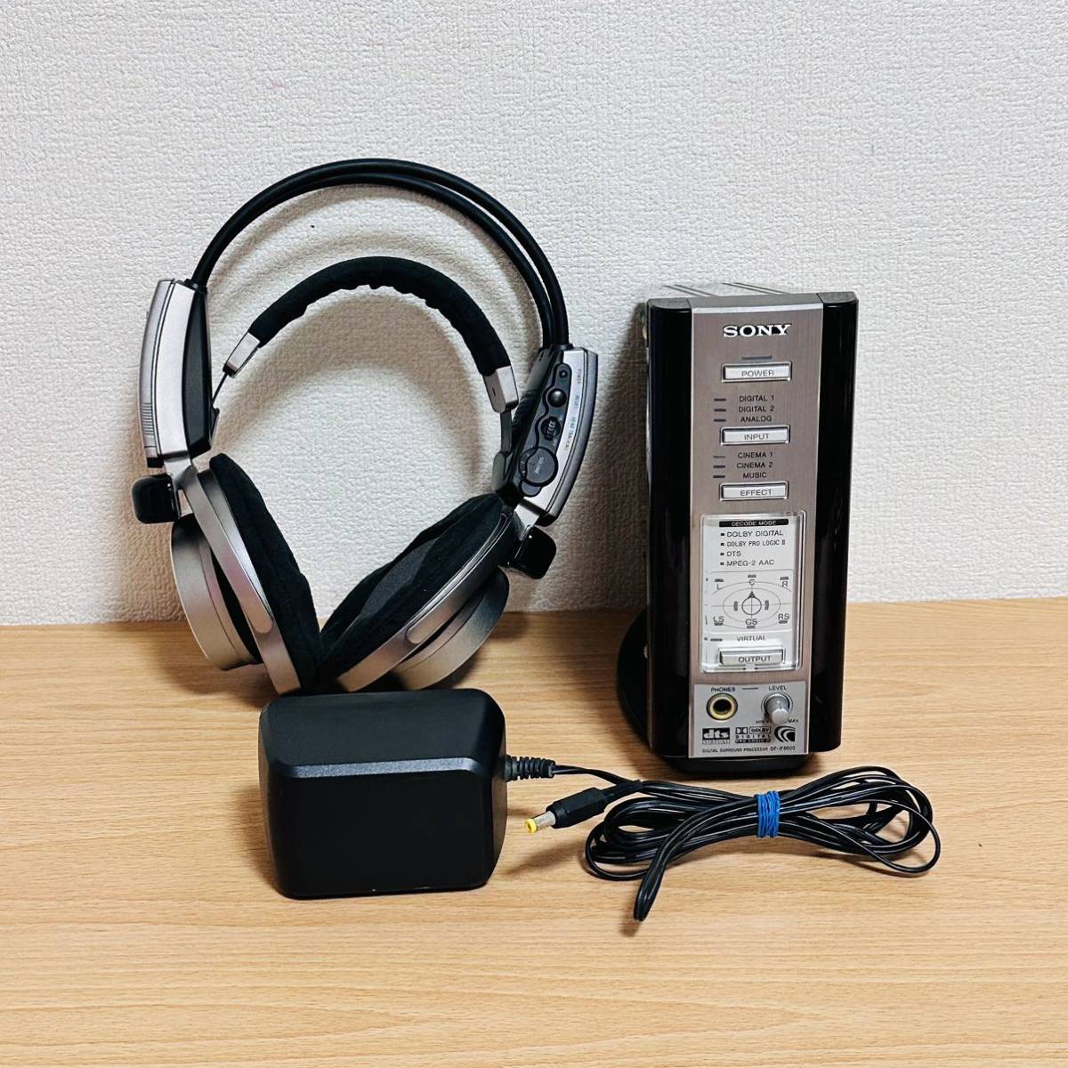 通電確認済 SONY ソニー デジタルサラウンドヘッドホンシステム MDR-DS8000_画像5