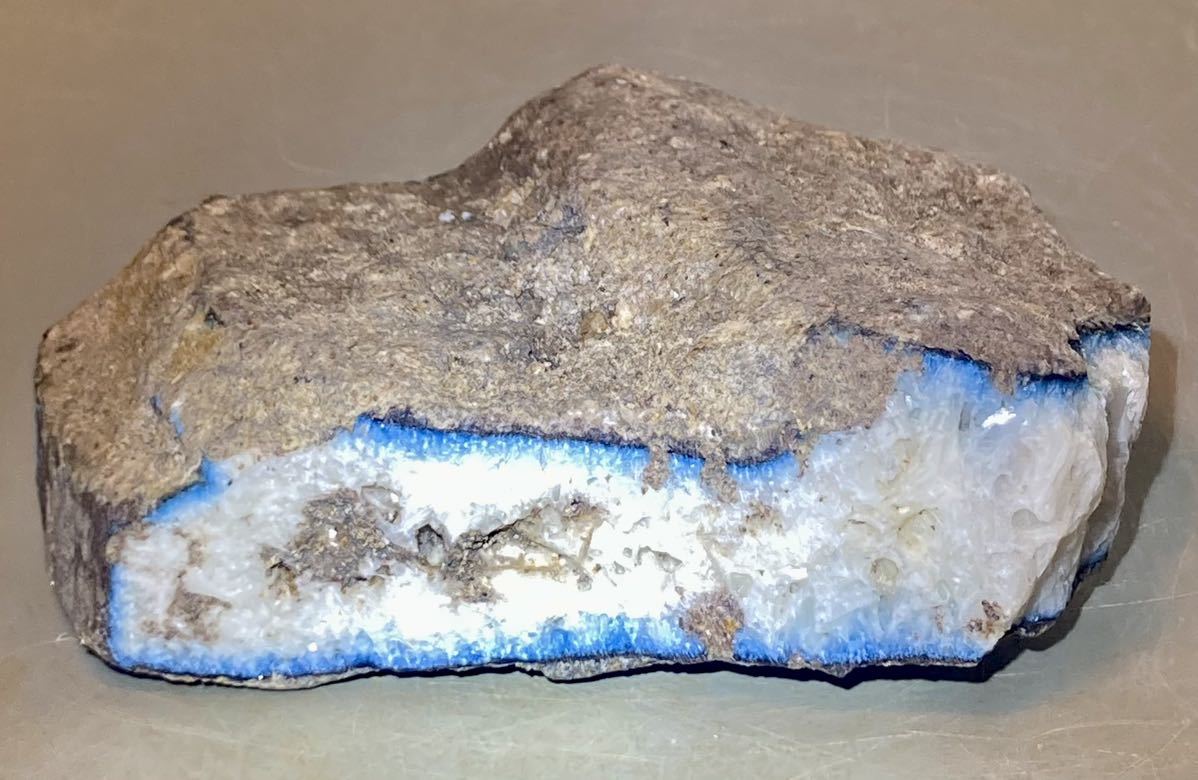 インドネシア産大きな天然ブルーアイス原石580g激レア石_画像2
