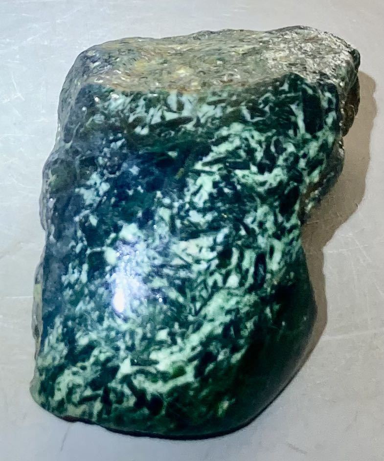 ミャンマー産天然本翡翠原石471g１面磨き済み［JADEITE］綺麗^ ^高品質^ ^_画像9
